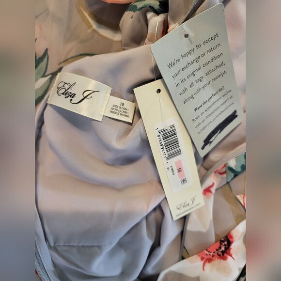 Eliza J Women's Floral-Print Flutter-Sleeve Chiffon Dress NWT size 10 grey - Picture 5 of 5